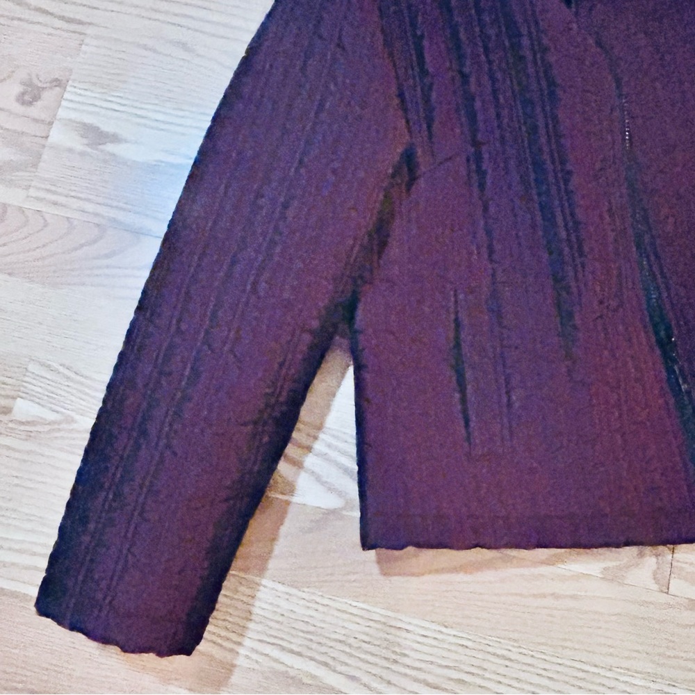 NWOT Express Burgundy Quilted Jacket With Pockets Size Large - Picture 4 of 5